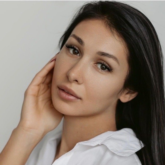 Luna — Виктория Беккер